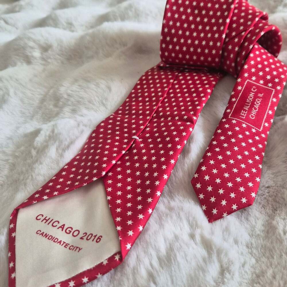 Unique-Allison Co. Chicago 2016 Candidate City Red Star Print Silk Necktie